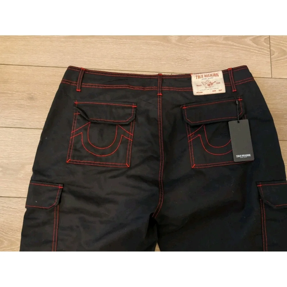 True Religion Men's Baggy Cargo Pants 108335 Size 38 Jet Black Red Stitching NWT